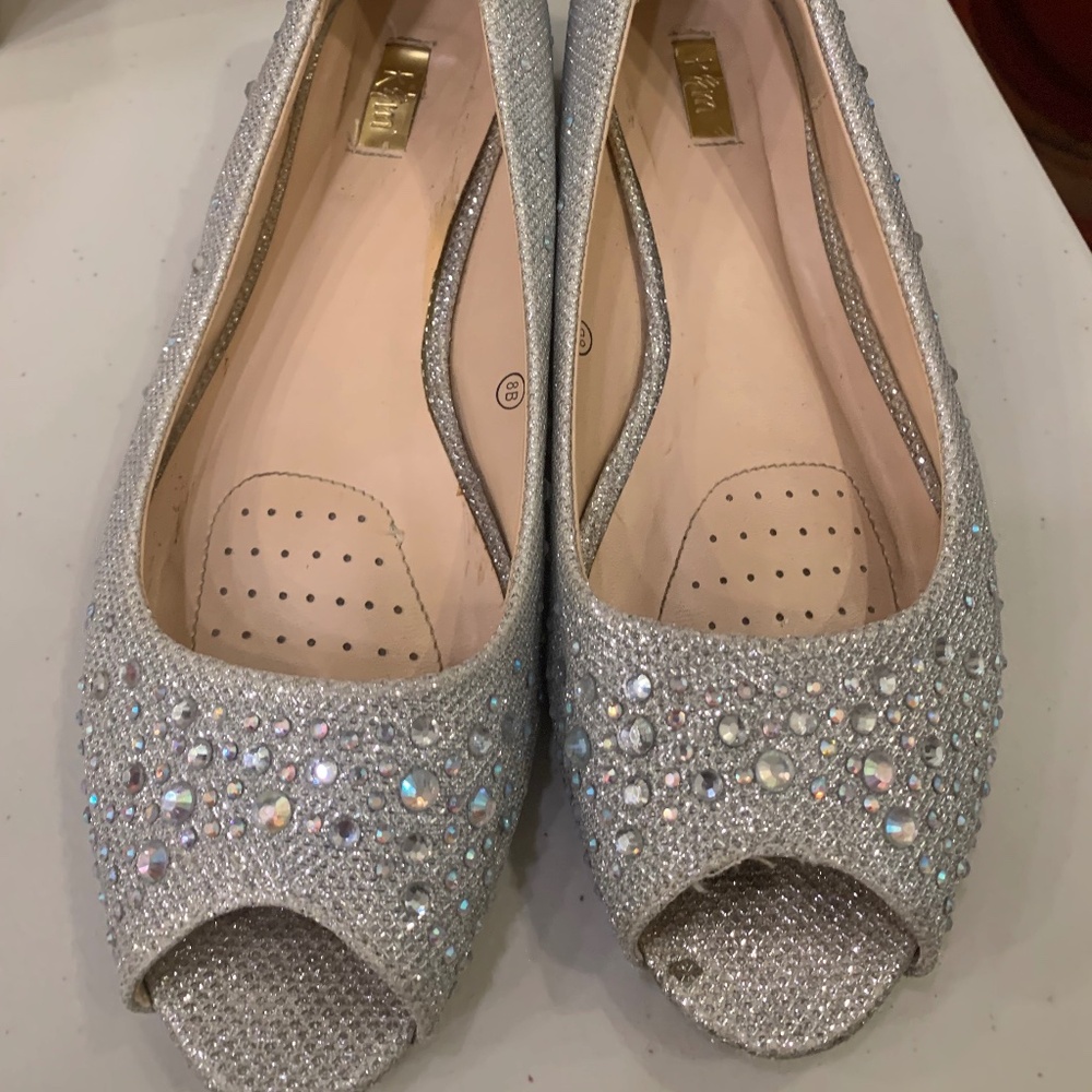 Peep Toe Flats w/rhinestones